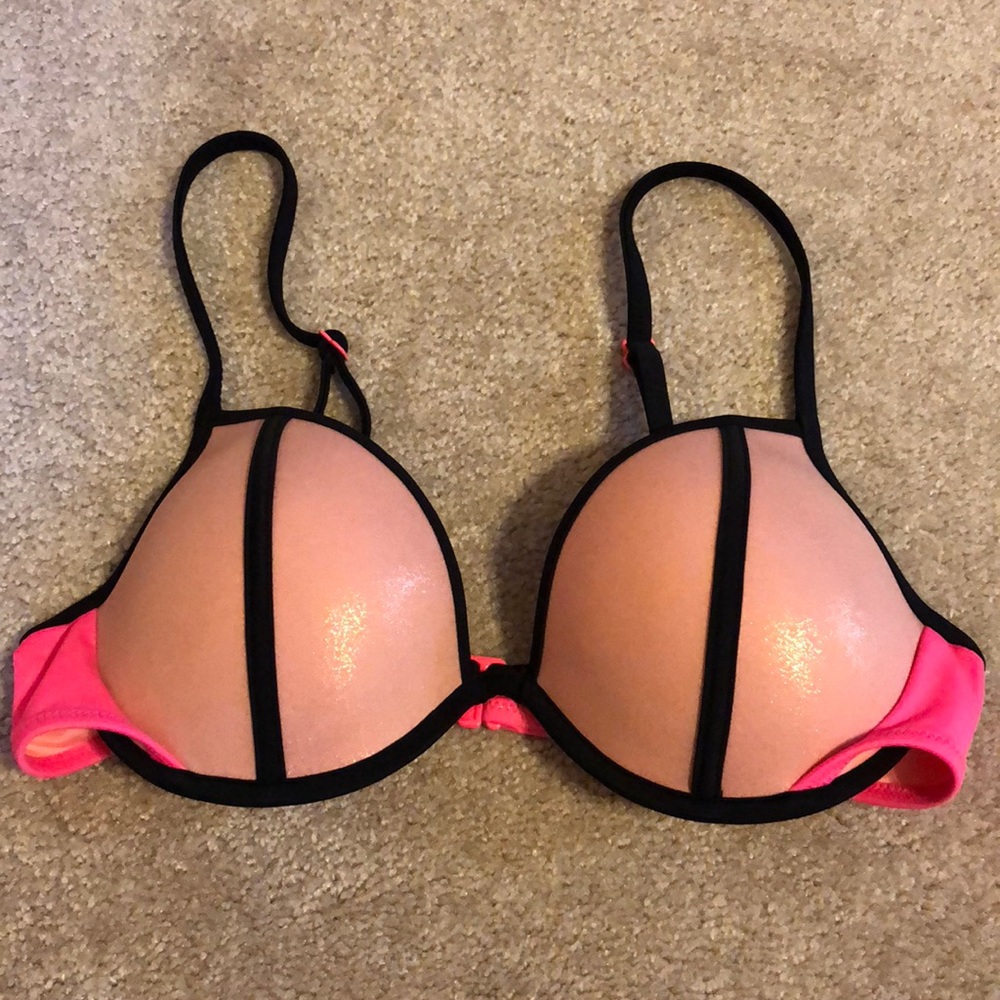 ✨Push up shimmer color block bikini top✨